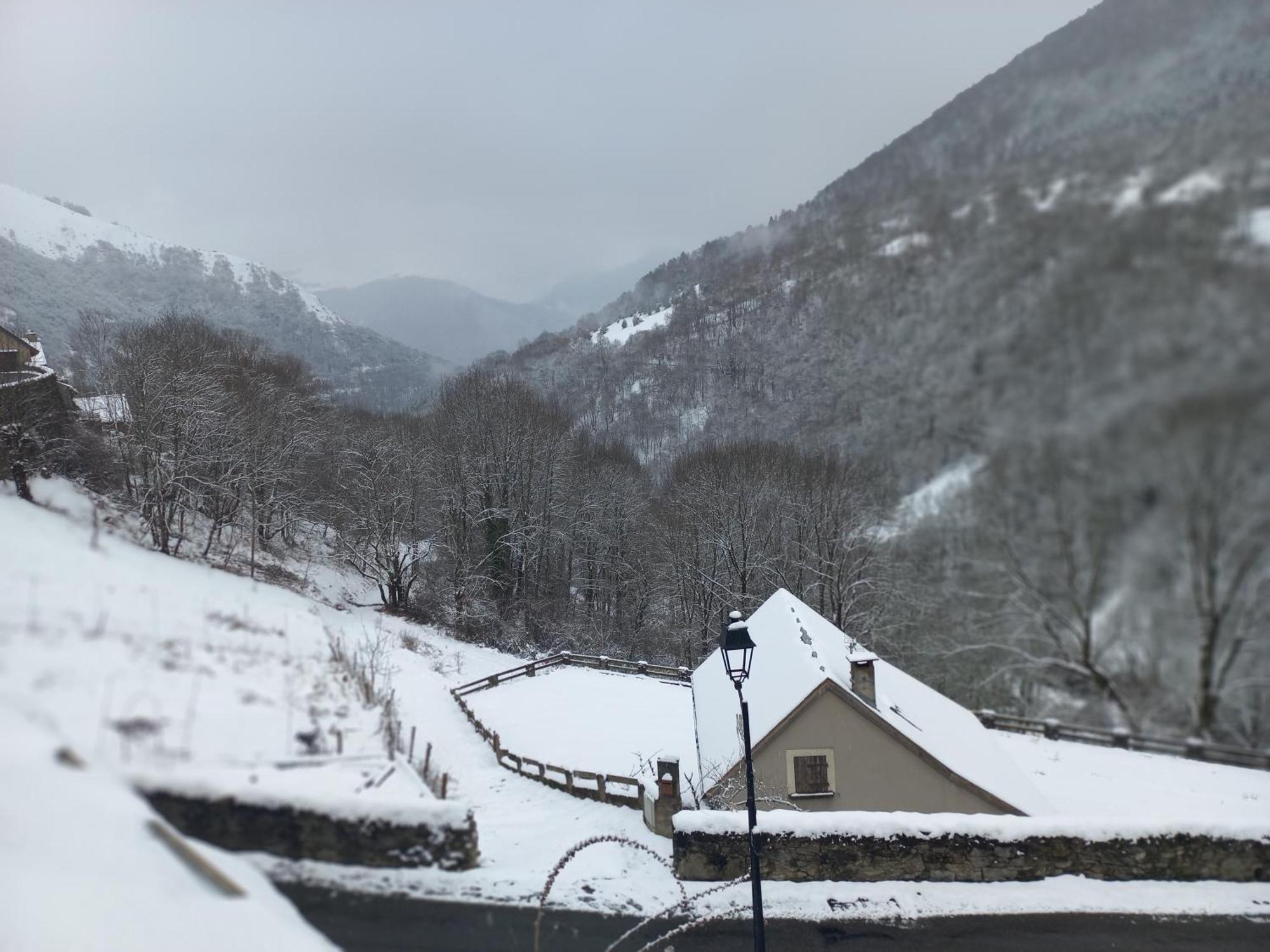 Vue Imprenable Sur Montagne Apartment Saint-Aventin