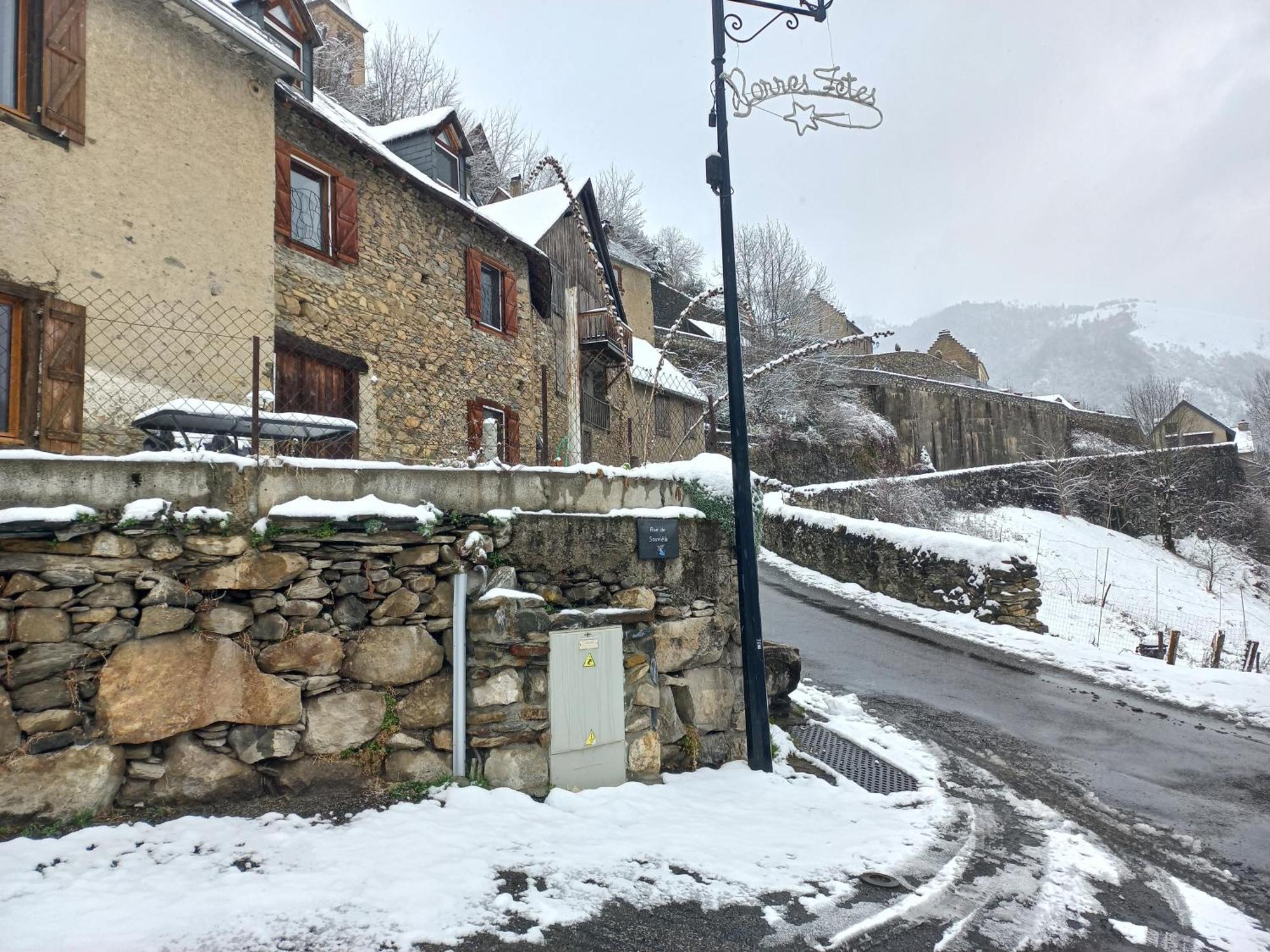 Vue Imprenable Sur Montagne Apartment Saint-Aventin